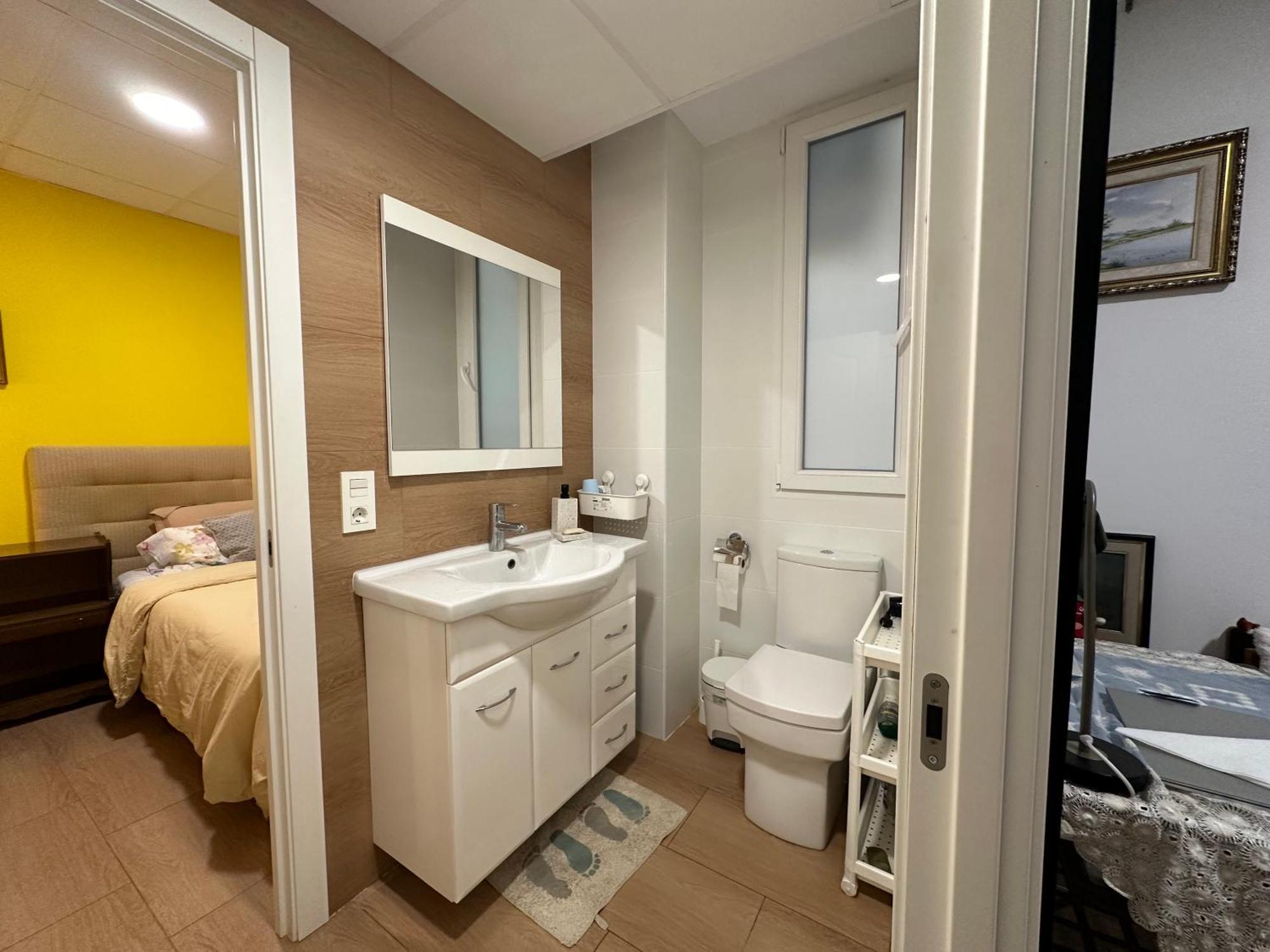 Mirador 2 Del Mercado Central - Habitacion Con Bano Privado En El Centro De La Ciudad Vella Valencia Eksteriør bilde