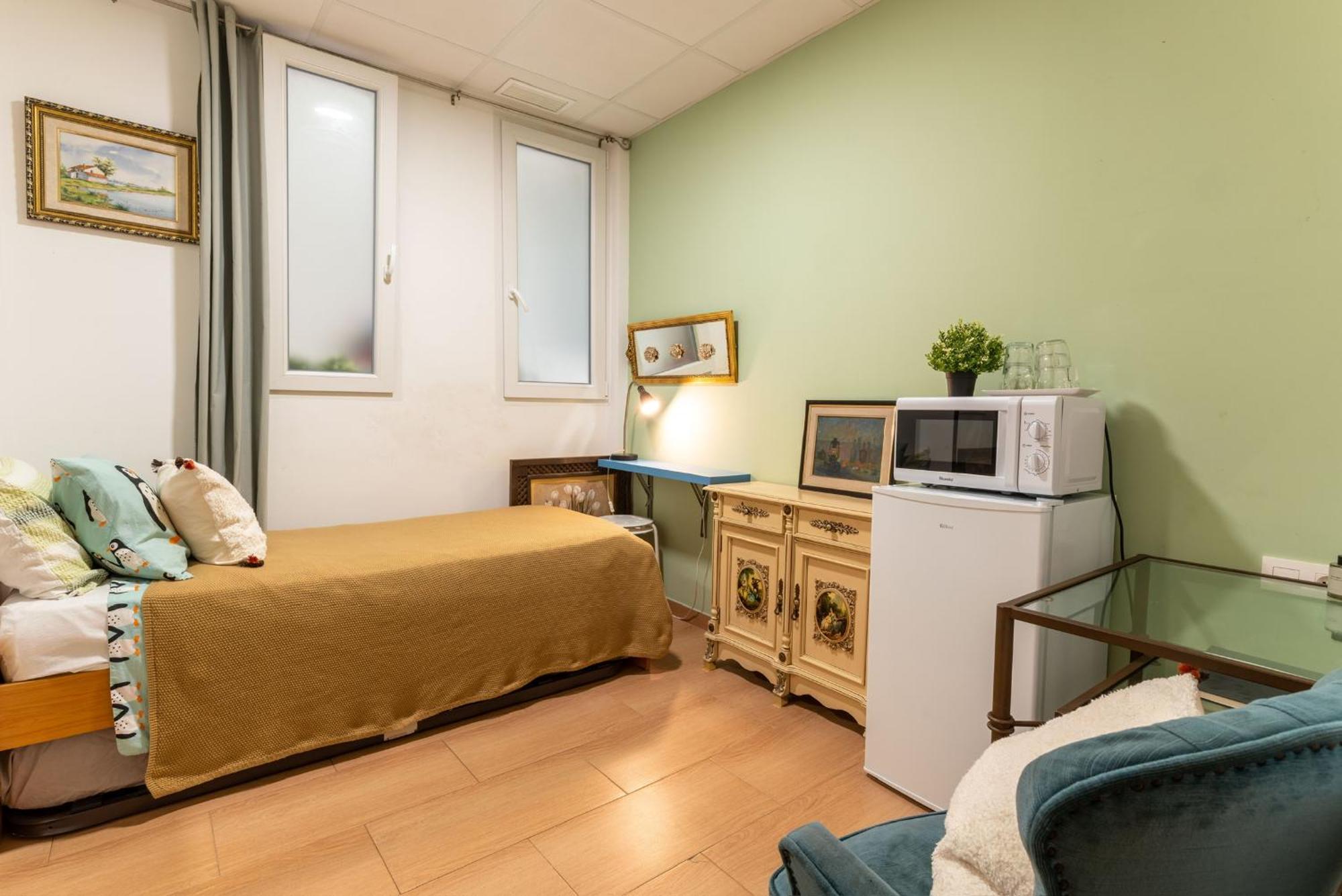 Mirador 2 Del Mercado Central - Habitacion Con Bano Privado En El Centro De La Ciudad Vella Valencia Eksteriør bilde